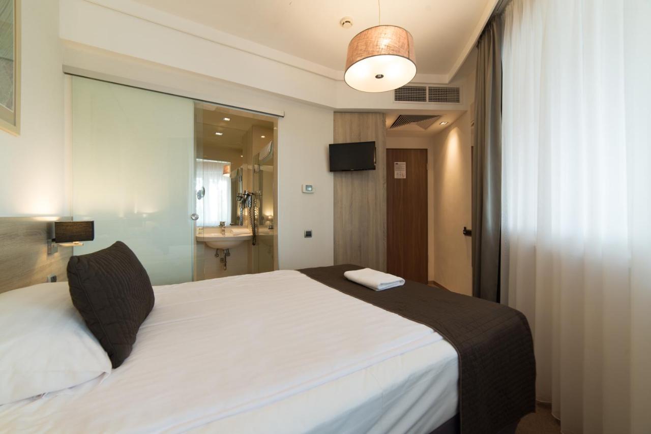 Hotel Pagony Wellness Nyiregyhaza Exterior photo
